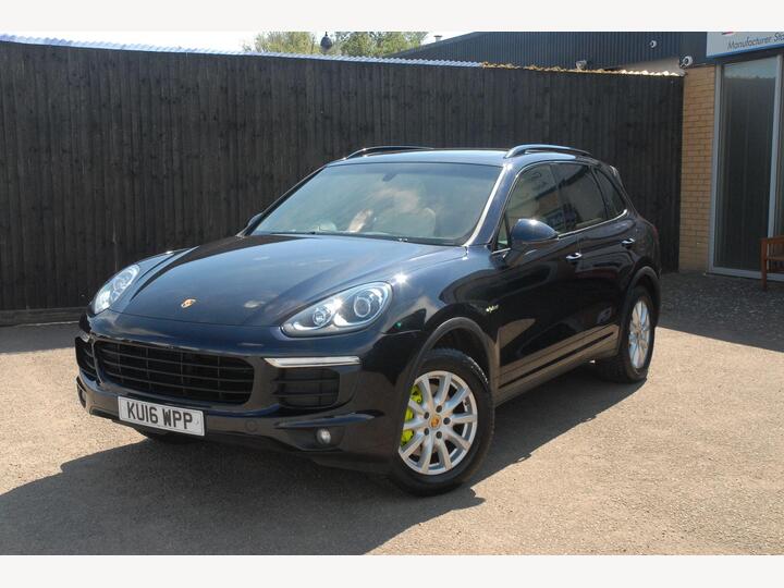 Porsche Cayenne 3.0 V6 E-Hybrid S TiptronicS 4WD Euro 6 (s/s) 5dr