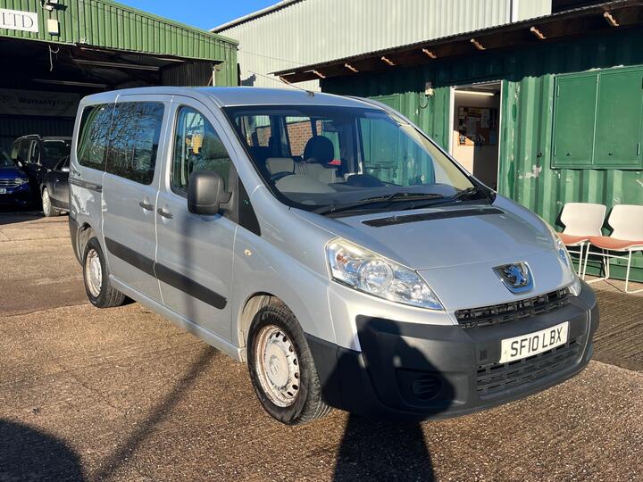 Peugeot Expert Tepee 1.6 HDi Comfort L2 5dr (8/9 Seats) Peugeot Expert Tepee 1.6 HDi Comfort L2 5dr (8/9 Seats)