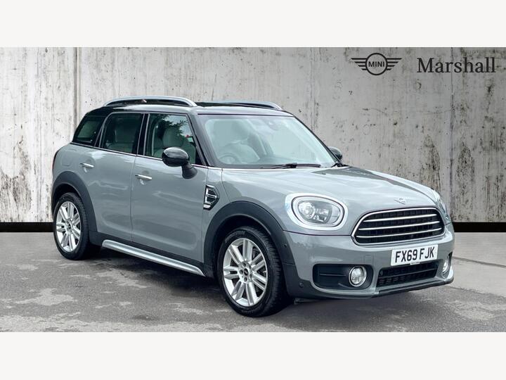 MINI Countryman 1.5 Cooper Exclusive Euro 6 (s/s) 5dr MINI Countryman 1.5 Cooper Exclusive Euro 6 (s/s) 5dr