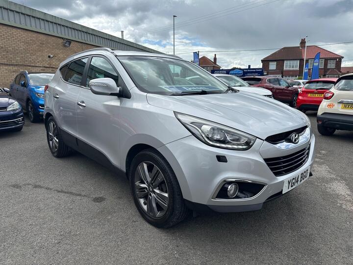 Hyundai Ix35 2.0 CRDi Premium 4WD Euro 5 5dr Hyundai Ix35 2.0 CRDi Premium 4WD Euro 5 5dr