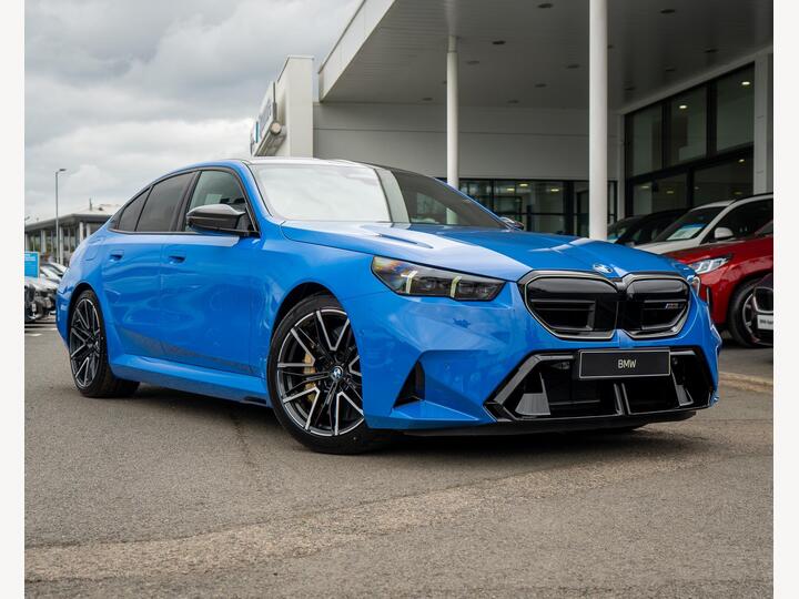 BMW M5 4.4 22.1kWh Steptronic XDrive Euro 6 (s/s) 4dr