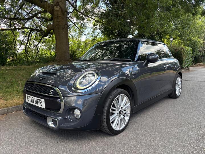 MINI Hatch 2.0 Cooper S Exclusive Steptronic Euro 6 (s/s) 3dr