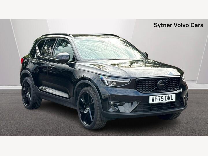 Volvo XC40 2.0 B4 MHEV Plus Black Edition DCT Auto Euro 6 (s/s) 5dr