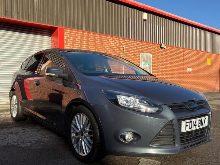 Ford Focus 1.6 TDCi Zetec Euro 5 (s/s) 5dr