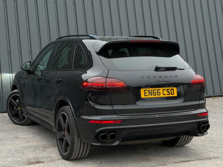 Porsche Cayenne 4.2 TD V8 S TiptronicS 4WD Euro 6 (s/s) 5dr