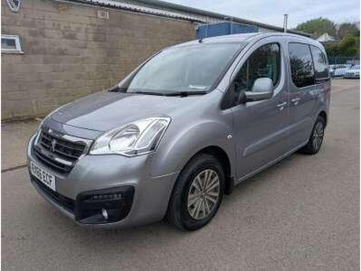 Peugeot PARTNER Tepee Outdoor Diesel Peugeot PARTNER Tepee Outdoor Diesel