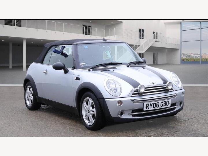 MINI Convertible 1.6 Cooper CVT Euro 3 2dr