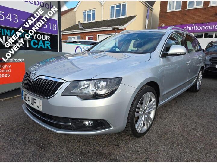Skoda SUPERB 2.0 TDI Elegance Euro 5 (s/s) 5dr Skoda SUPERB 2.0 TDI Elegance Euro 5 (s/s) 5dr
