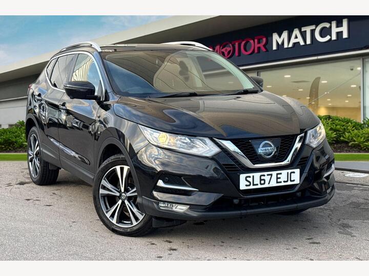 Nissan Qashqai 1.5 DCi N-Connecta Euro 6 (s/s) 5dr Nissan Qashqai 1.5 DCi N-Connecta Euro 6 (s/s) 5dr