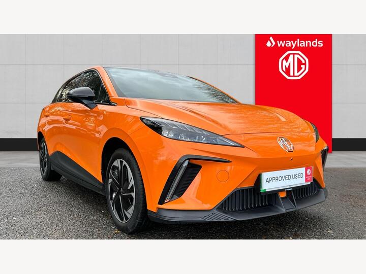MG MG4 64kWh Trophy Long Range Auto 5dr