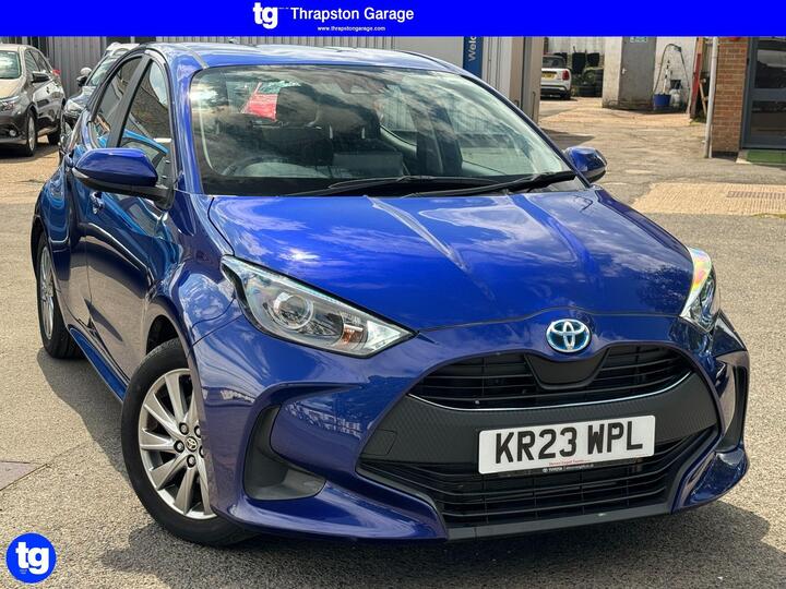 Toyota Yaris 1.5 VVT-h Icon E-CVT Euro 6 (s/s) 5dr