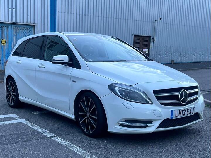 Mercedes-Benz B Class 1.6 B180 BlueEfficiency Sport Euro 5 (s/s) 5dr