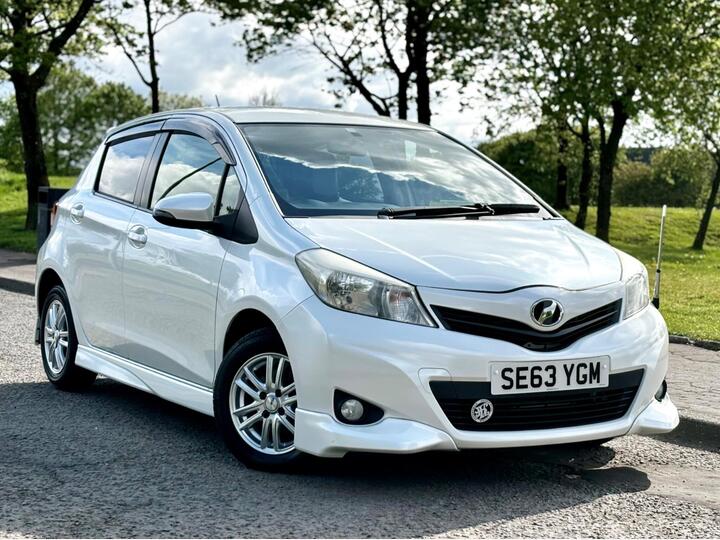 Toyota Yaris 1.33 Dual VVT-i T Spirit Hatchback 5dr Petrol Multidrive S Euro 5 (101 Ps)