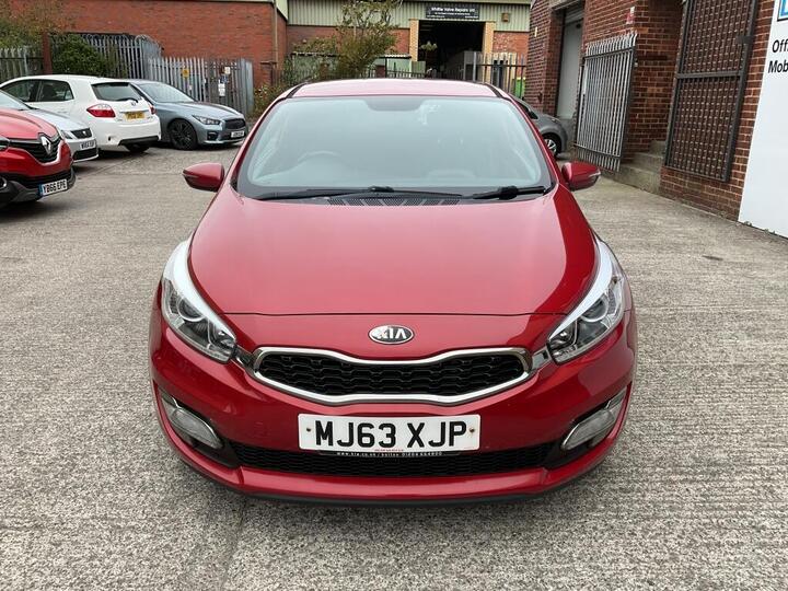 Kia PRO CEED CRDI S ECODYNAMICS DIESEL HATCHBACK 1.6 CRDi EcoDynamics S Euro 5 (s/s) 3dr