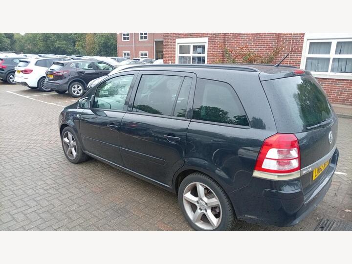 Vauxhall Zafira 1.6 16V Exclusiv Euro 5 5dr