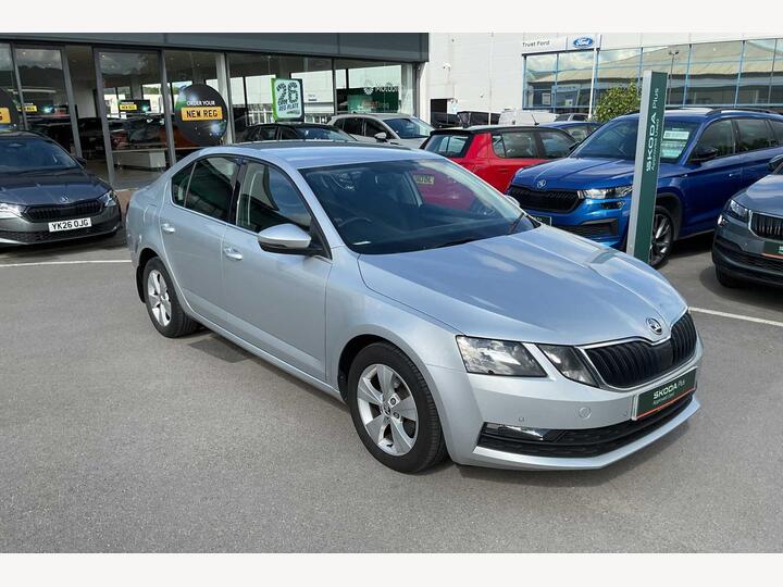 Skoda Octavia 1.6 TDI SCR SE Technology Euro 6 (s/s) 5dr Skoda Octavia 1.6 TDI SCR SE Technology Euro 6 (s/s) 5dr