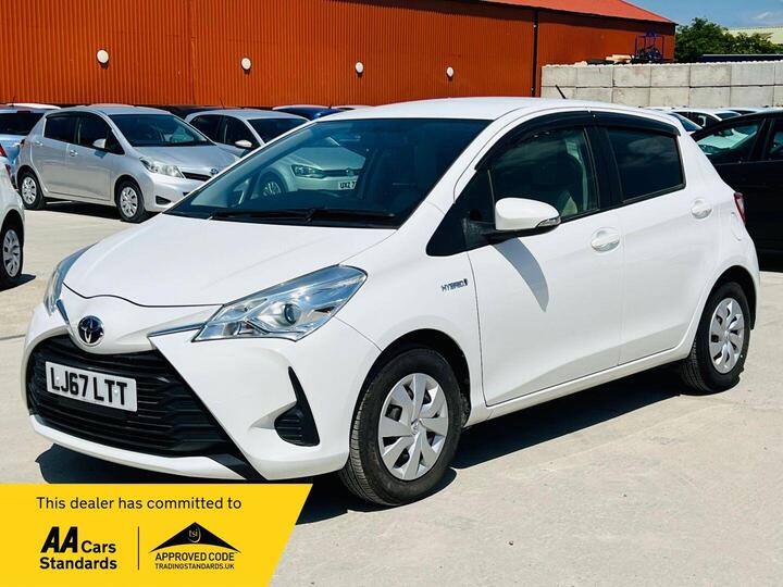 Toyota Yaris 1.5 VVT-h Active E-CVT Euro 6 (s/s) 5dr
