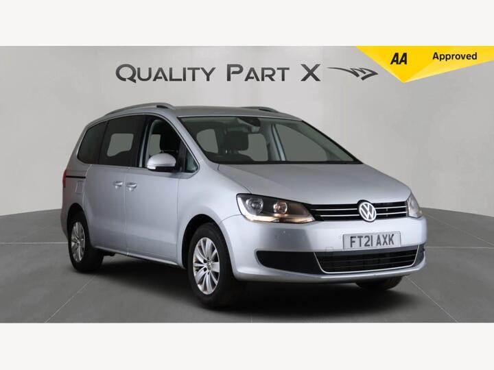 Volkswagen Sharan 1.4 TSI SE Nav DSG Euro 6 (s/s) 5dr Volkswagen Sharan 1.4 TSI SE Nav DSG Euro 6 (s/s) 5dr
