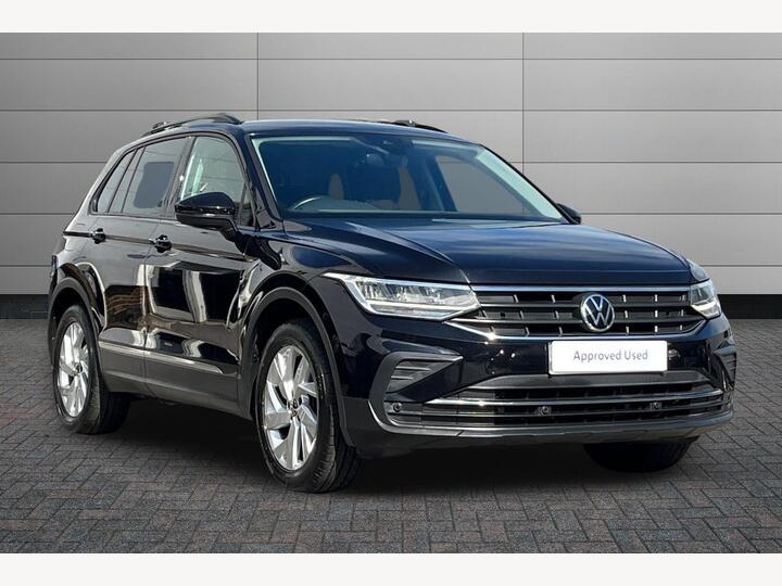 Volkswagen Tiguan 1.5 TSI Life Euro 6 (s/s) 5dr