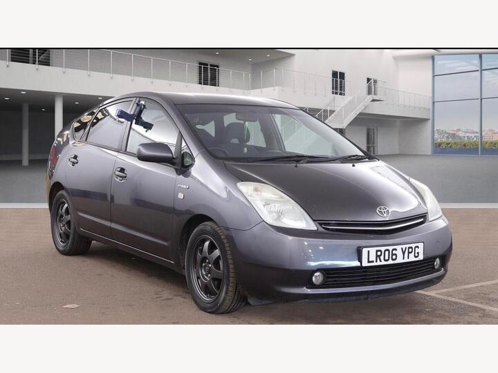 Toyota Prius 1.5 T Spirit CVT 5dr