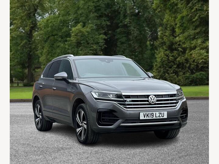 Volkswagen Touareg 3.0 TDI V6 R-Line Tech Tiptronic 4Motion Euro 6 (s/s) 5dr