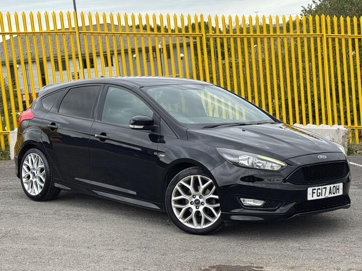 Ford Focus 1.0T EcoBoost ST-Line Euro 6 (s/s) 5dr