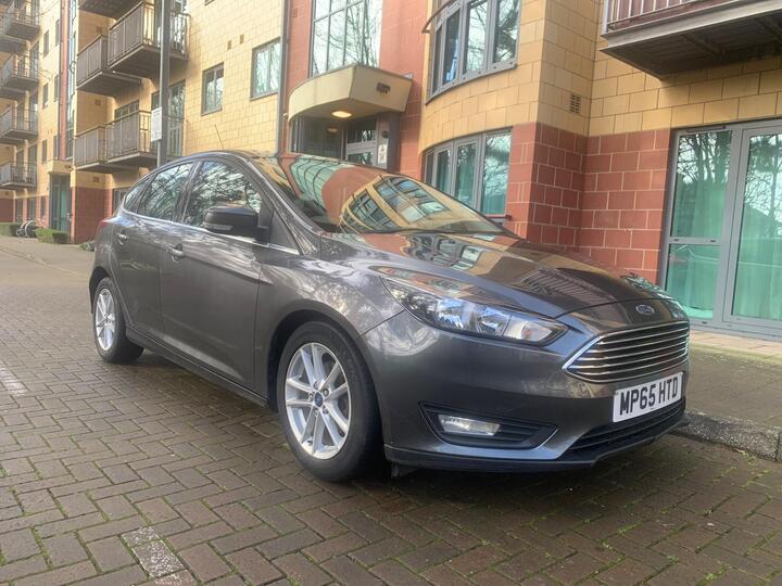 Ford Focus 1.0T EcoBoost Zetec Euro 6 (s/s) 5dr