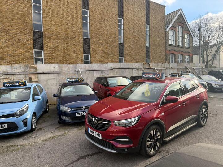 Vauxhall Grandland X 1.6 Turbo D BlueInjection Sport Nav Auto Euro 6 (s/s) 5dr