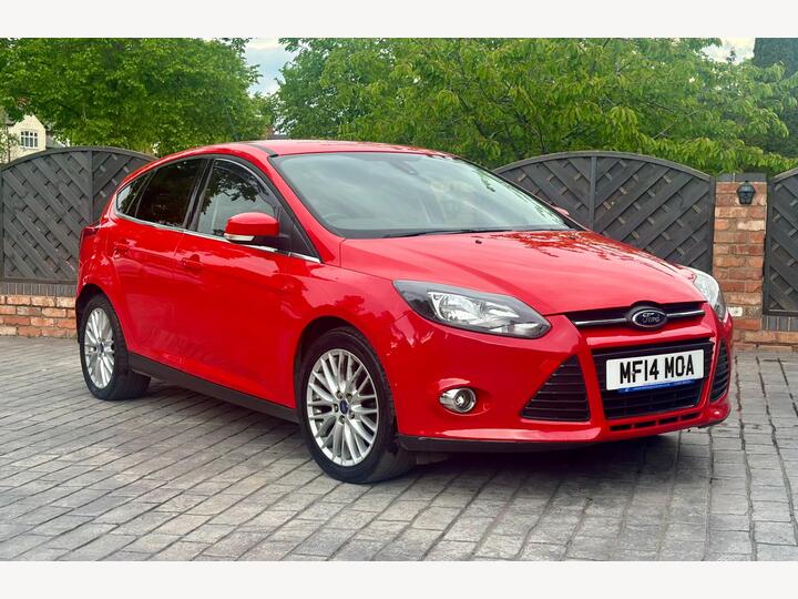 Ford Focus 1.0T EcoBoost Zetec Navigator Euro 5 (s/s) 5dr