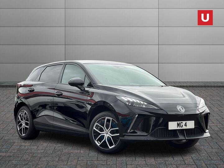 MG MG4 64kWh Trophy Long Range Auto 5dr