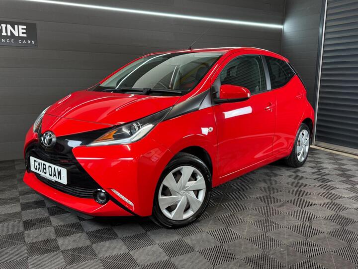 Toyota AYGO 1.0 VVT-i X-play Euro 6 5dr