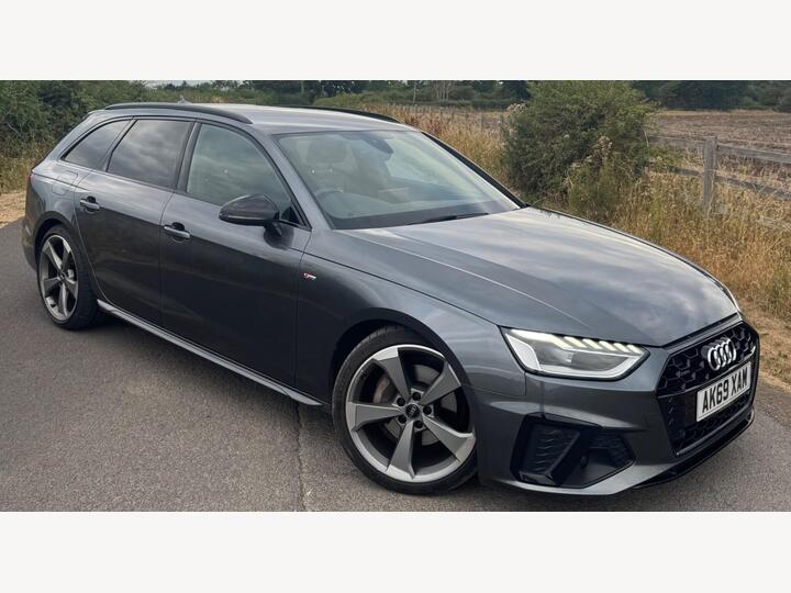 Audi A4 Avant 2.0 TDI 40 Black Edition S Tronic Quattro Euro 6 (s/s) 5dr