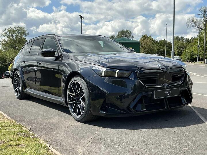 BMW M5 4.4 22.1kWh Touring Steptronic XDrive Euro 6 (s/s) 5dr