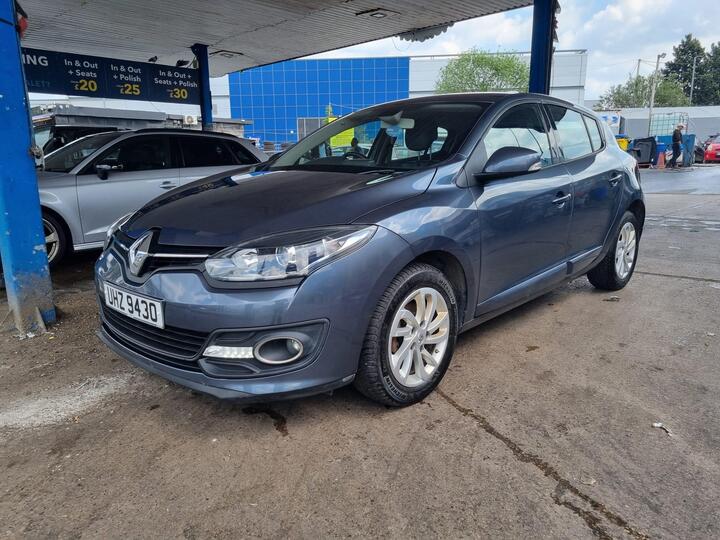 Renault Megane 1.5 DCi Dynamique Nav Euro 6 (s/s) 5dr Renault Megane 1.5 DCi Dynamique Nav Euro 6 (s/s) 5dr