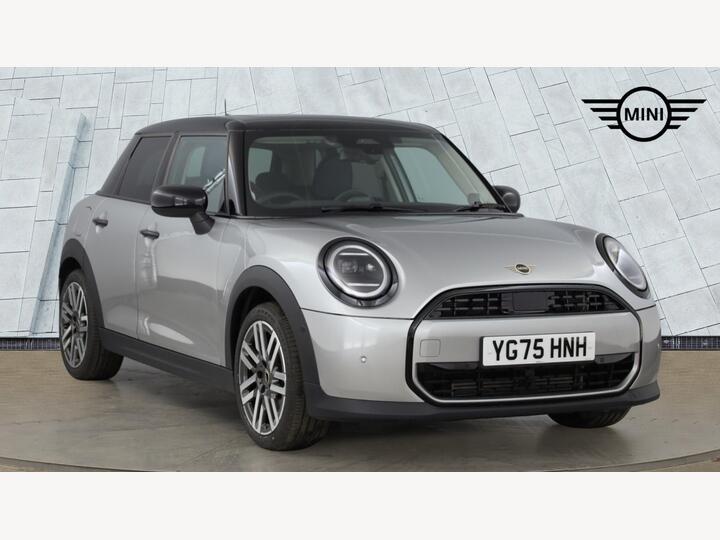 MINI Cooper 1.5C Classic Steptronic Euro 6 (s/s) 5dr