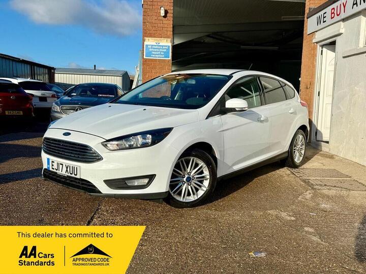 Ford Focus 1.0T EcoBoost Zetec Edition Euro 6 (s/s) 5dr