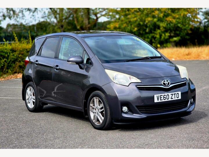Toyota Verso S 1.33 Dual VVT-i TR Euro 5 5dr