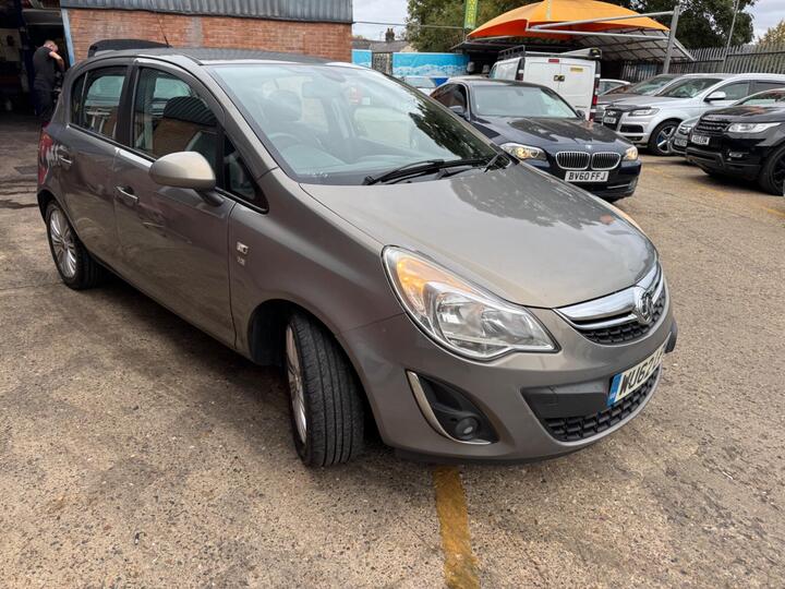Vauxhall Corsa 1.4 16V SE Auto Euro 5 5dr