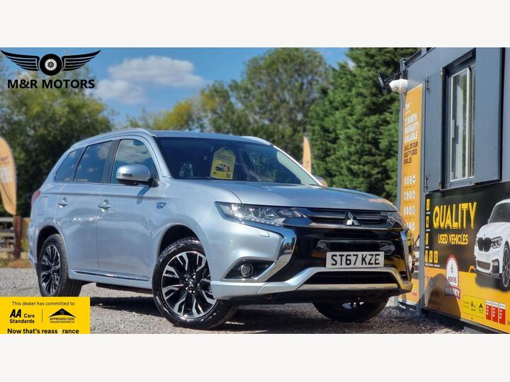 Mitsubishi Outlander 2.0h 12kWh 4h CVT 4WD Euro 6 (s/s) 5dr