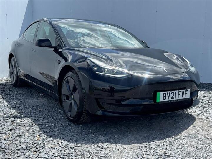 Tesla Model 3 Standard Range Plus Auto RWD 4dr