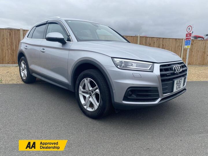 Audi Q5 2.0 TFSI SE SUV 5dr Petrol S Tronic Quattro Euro 6 (s/s) (252 Ps)
