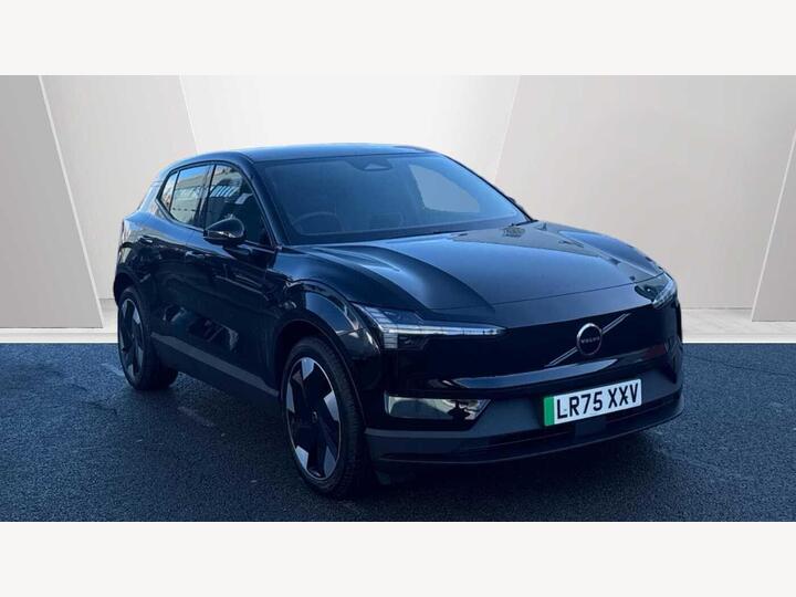 Volvo EX30 Twin Performance 69kWh Plus Auto AWD 5dr