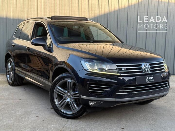 Volkswagen TOUAREG 3.0 TDI V6 BlueMotion Tech R-Line Tiptronic 4WD Euro 6 (s/s) 5dr