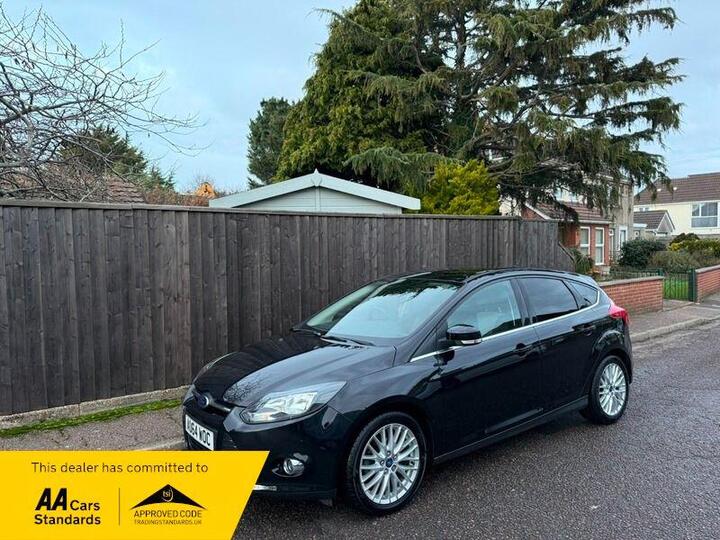 Ford Focus 1.0T EcoBoost Zetec Euro 5 (s/s) 5dr