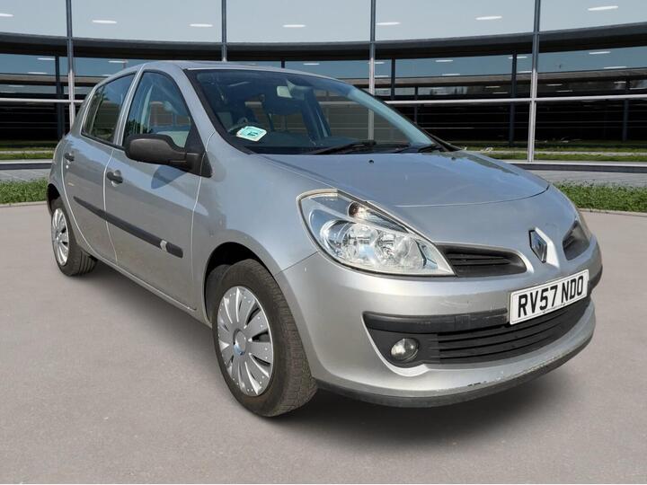 Renault Clio 1.6 VVT Expression 5dr