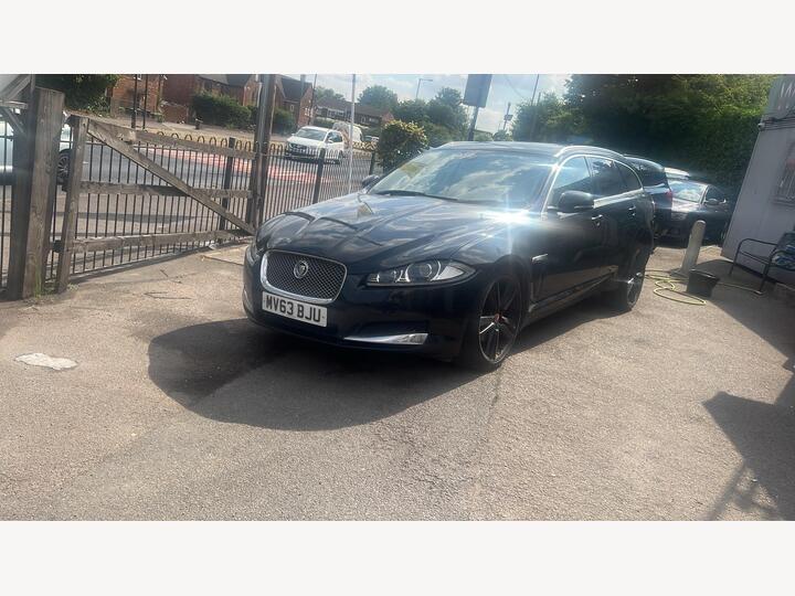 Jaguar XF 2.2d Luxury Sportbrake Auto Euro 5 (s/s) 5dr