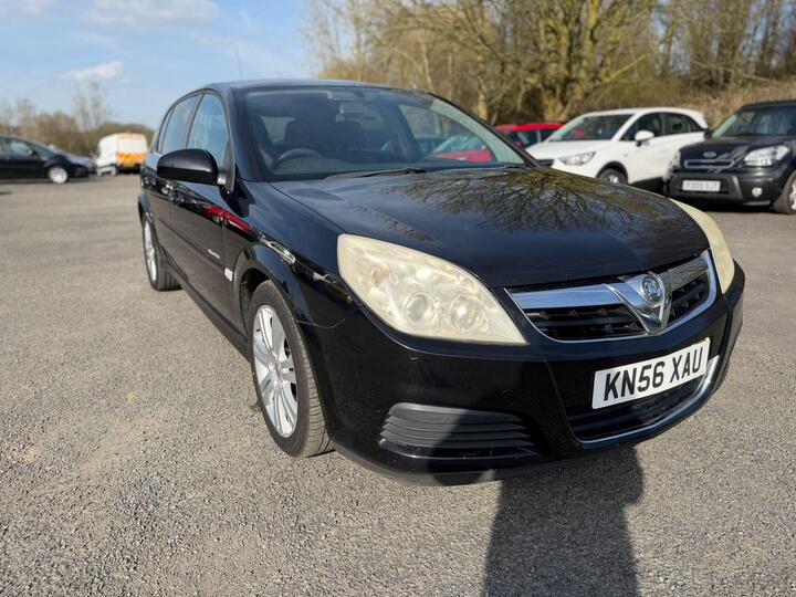 Vauxhall Signum 1.9 CDTi 16v Elegance 5dr