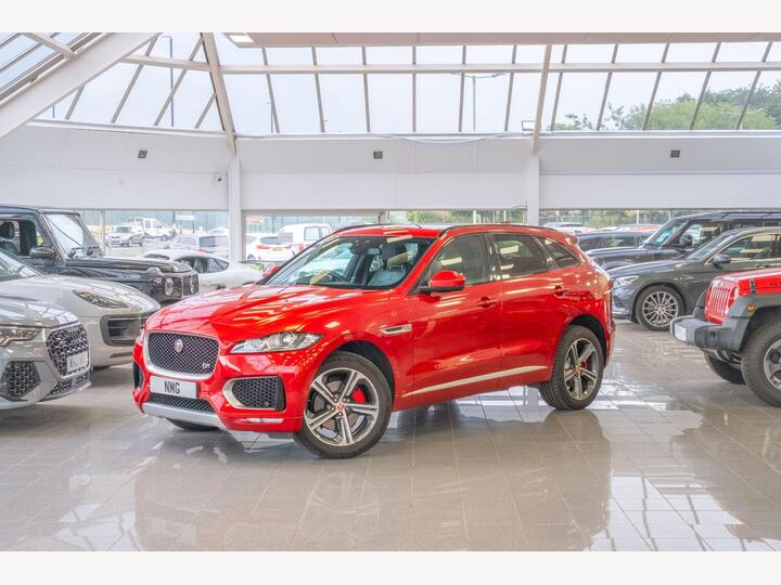 Jaguar F-PACE 3.0 D300 V6 S Auto AWD Euro 6 (s/s) 5dr