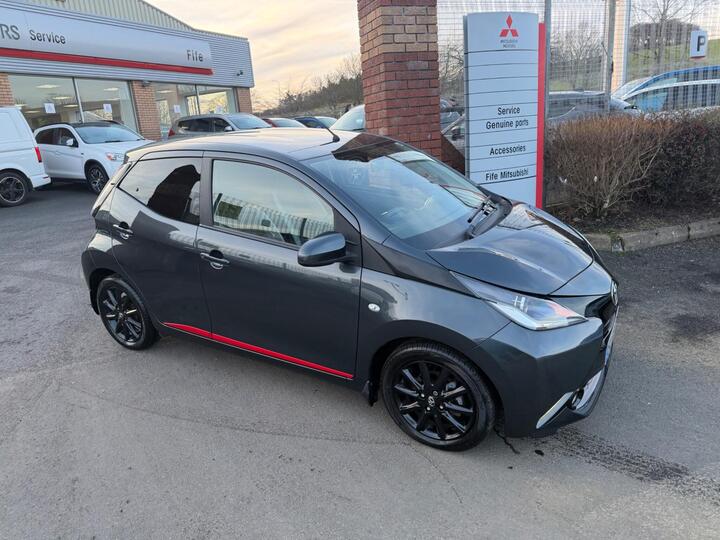 Toyota AYGO 1.0 VVT-i X-press X-shift Euro 6 5dr