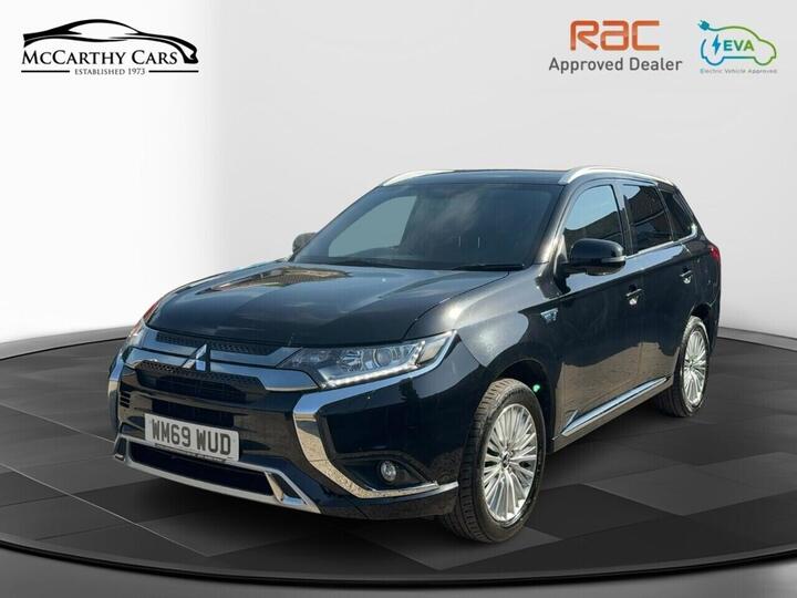 Mitsubishi Outlander 2.4h TwinMotor 13.8kWh Dynamic CVT 4WD Euro 6 (s/s) 5dr